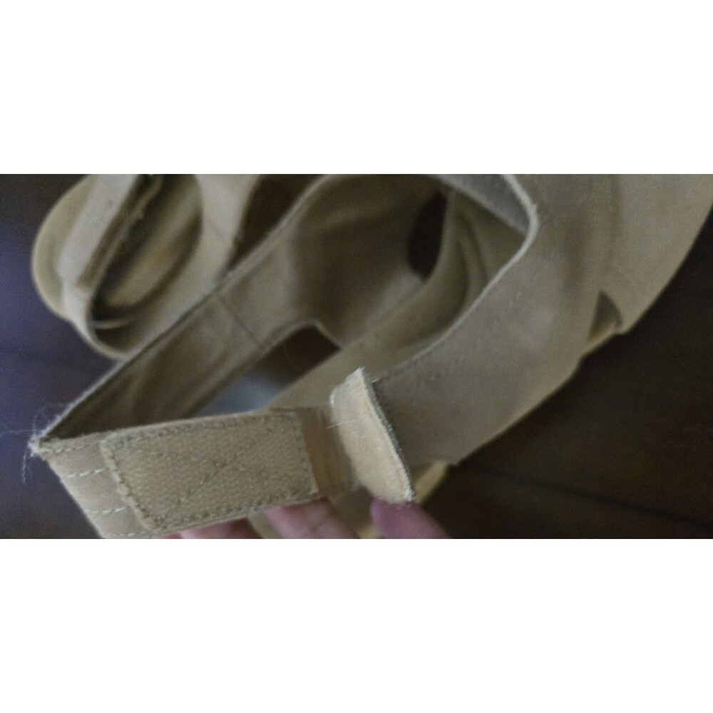 Clarks Giselle Cove Sand Suede Wedge Sandals Ankle Strap Platform Comfort sz 10M - Picture 4 of 10